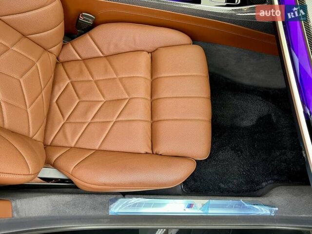 Черный БМВ i7, объемом двигателя 0 л и пробегом 35 тыс. км за 123900 $, фото 59 на Automoto.ua