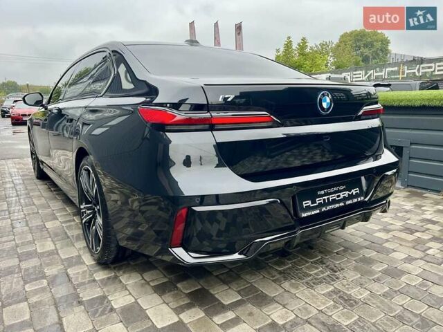 Черный БМВ i7, объемом двигателя 0 л и пробегом 35 тыс. км за 123900 $, фото 7 на Automoto.ua