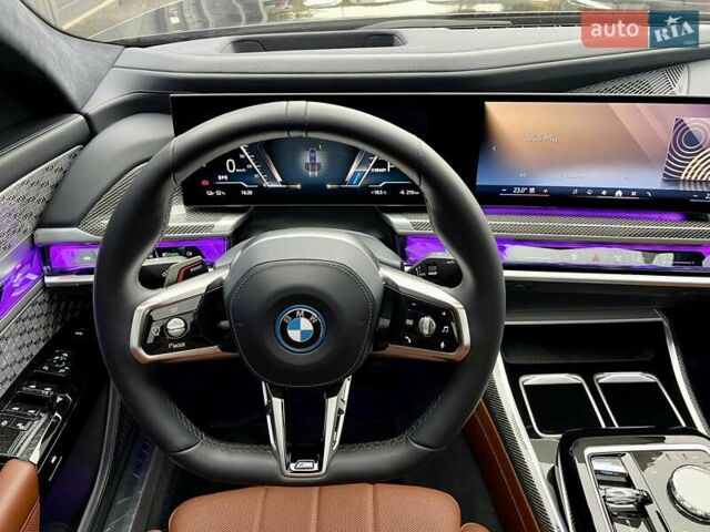 Черный БМВ i7, объемом двигателя 0 л и пробегом 35 тыс. км за 123900 $, фото 71 на Automoto.ua