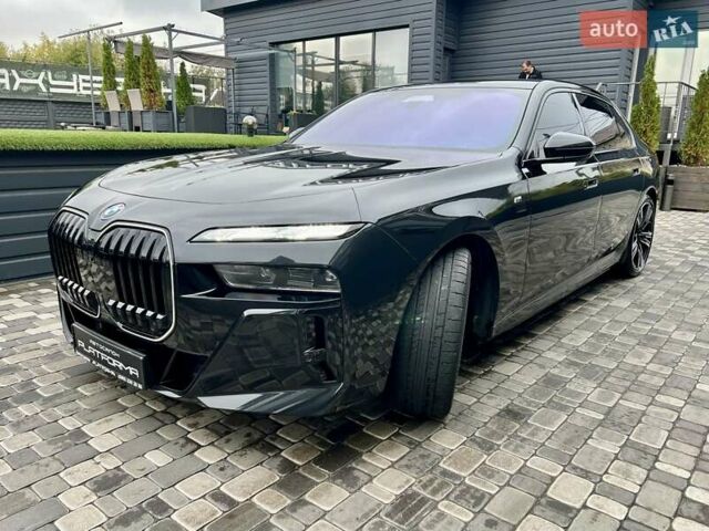 Черный БМВ i7, объемом двигателя 0 л и пробегом 35 тыс. км за 123900 $, фото 114 на Automoto.ua