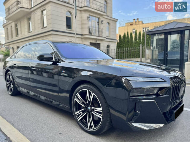 Чорний БМВ i7, об'ємом двигуна 0 л та пробігом 48 тис. км за 95000 $, фото 5 на Automoto.ua