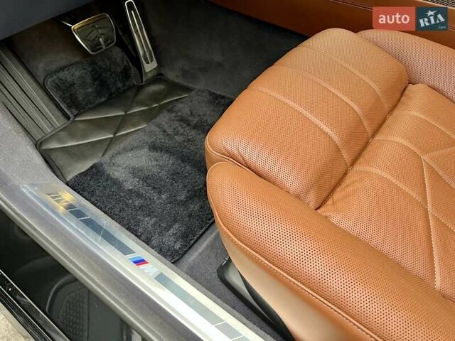 Черный БМВ i7, объемом двигателя 0 л и пробегом 35 тыс. км за 123900 $, фото 23 на Automoto.ua