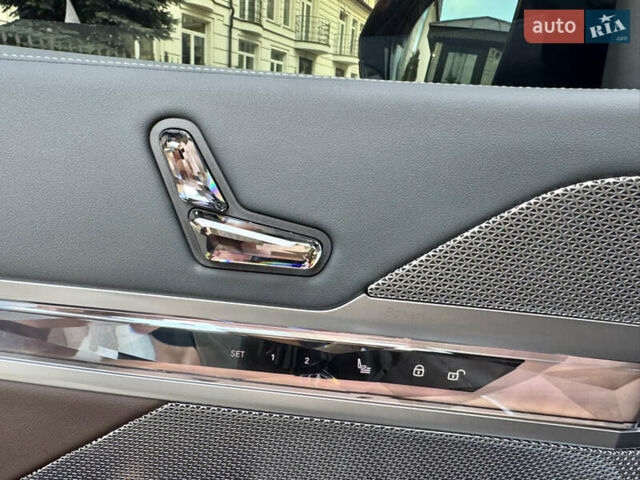 Чорний БМВ i7, об'ємом двигуна 0 л та пробігом 48 тис. км за 95000 $, фото 33 на Automoto.ua