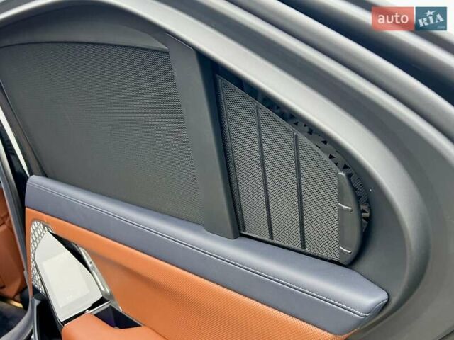 Черный БМВ i7, объемом двигателя 0 л и пробегом 35 тыс. км за 123900 $, фото 48 на Automoto.ua