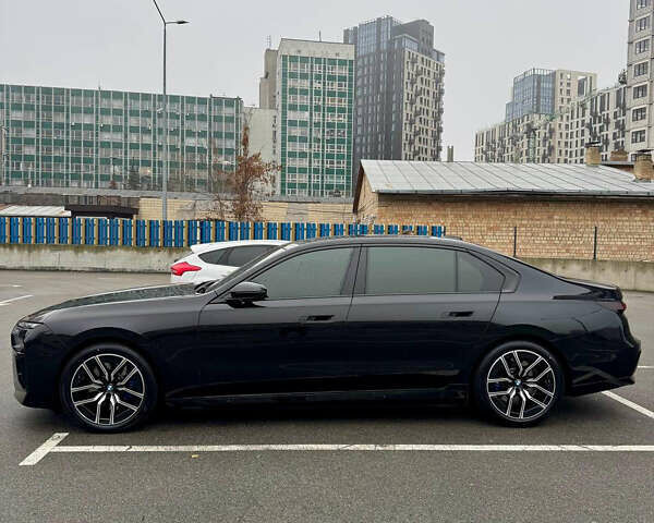 Черный БМВ i7, объемом двигателя 0 л и пробегом 22 тыс. км за 92000 $, фото 8 на Automoto.ua