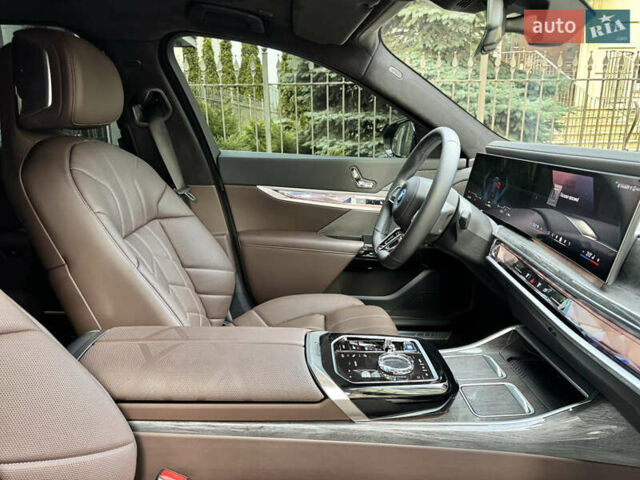 Чорний БМВ i7, об'ємом двигуна 0 л та пробігом 48 тис. км за 95000 $, фото 27 на Automoto.ua
