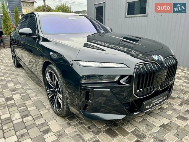 Черный БМВ i7, объемом двигателя 0 л и пробегом 35 тыс. км за 123900 $, фото 12 на Automoto.ua