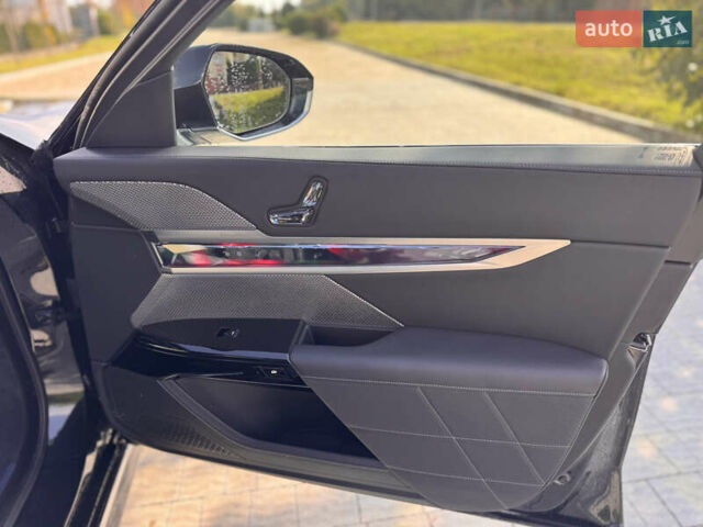 Чорний БМВ i7, об'ємом двигуна 0 л та пробігом 55 тис. км за 91500 $, фото 38 на Automoto.ua