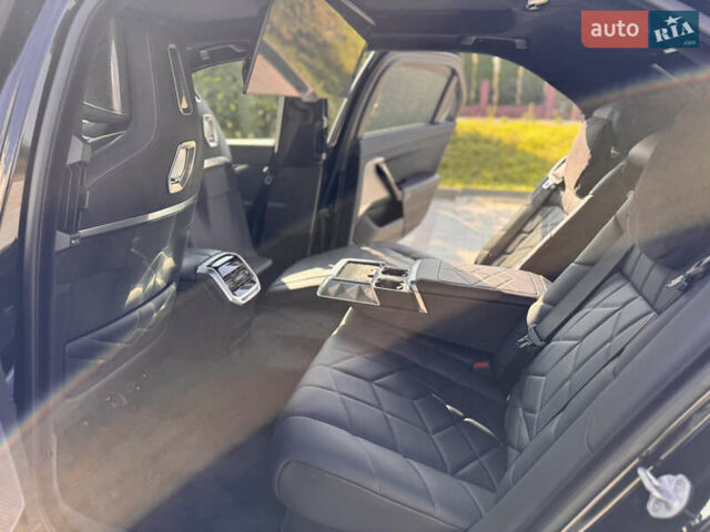 Чорний БМВ i7, об'ємом двигуна 0 л та пробігом 55 тис. км за 91500 $, фото 30 на Automoto.ua
