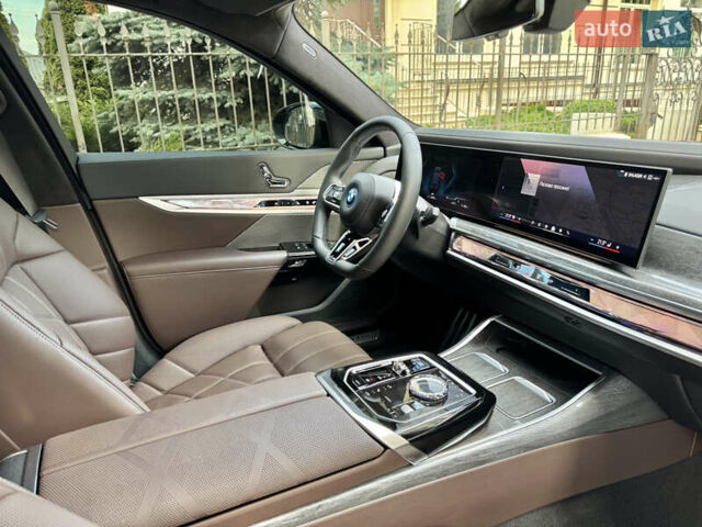 Чорний БМВ i7, об'ємом двигуна 0 л та пробігом 48 тис. км за 95000 $, фото 28 на Automoto.ua