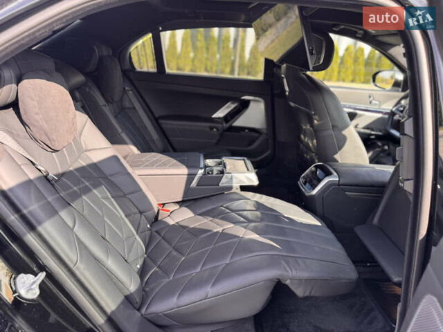 Чорний БМВ i7, об'ємом двигуна 0 л та пробігом 55 тис. км за 91500 $, фото 27 на Automoto.ua