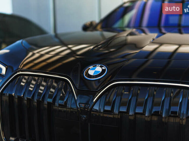 Черный БМВ i7, объемом двигателя 0 л и пробегом 20 тыс. км за 79900 $, фото 17 на Automoto.ua