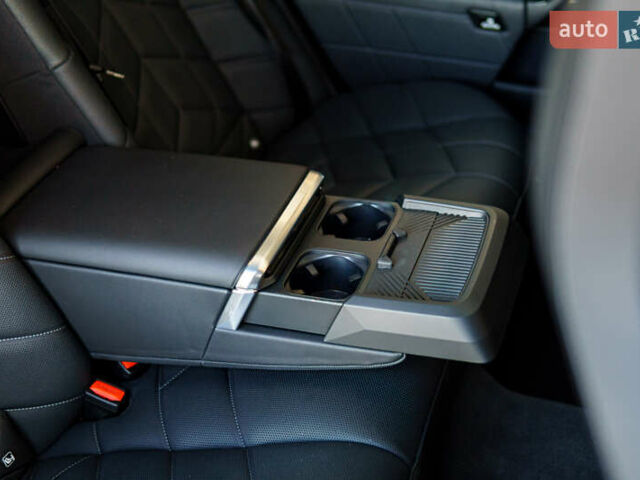 Черный БМВ i7, объемом двигателя 0 л и пробегом 20 тыс. км за 79900 $, фото 63 на Automoto.ua