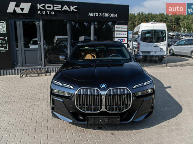 Черный БМВ i7, объемом двигателя 0 л и пробегом 25 тыс. км за 86500 $, фото 4 на Automoto.ua