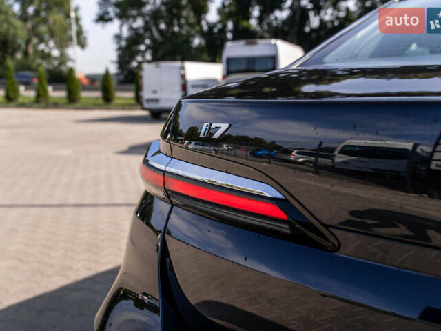 Черный БМВ i7, объемом двигателя 0 л и пробегом 25 тыс. км за 86500 $, фото 14 на Automoto.ua
