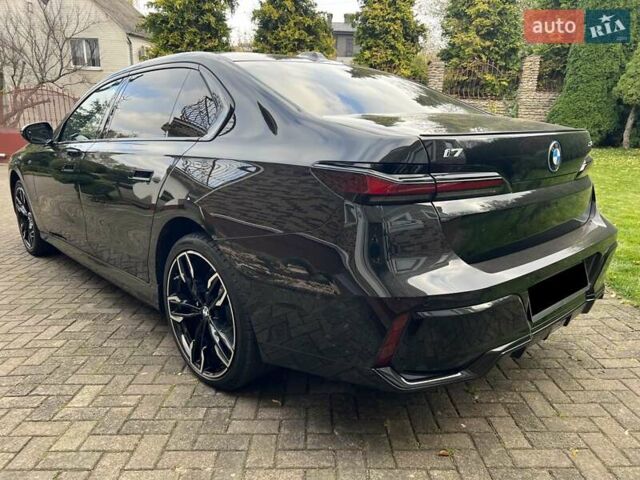 Черный БМВ i7, объемом двигателя 0 л и пробегом 12 тыс. км за 105499 $, фото 3 на Automoto.ua