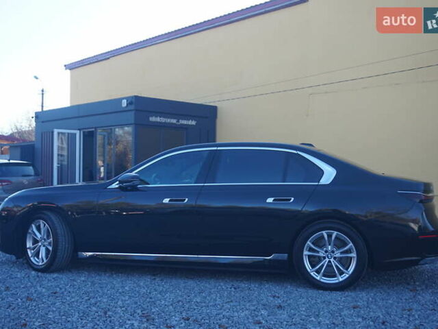 Черный БМВ i7, объемом двигателя 0 л и пробегом 27 тыс. км за 85000 $, фото 10 на Automoto.ua