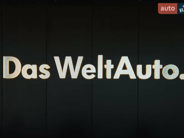 Черный БМВ i7, объемом двигателя 0 л и пробегом 20 тыс. км за 79900 $, фото 78 на Automoto.ua