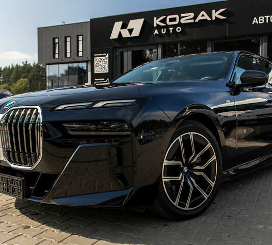 Черный БМВ i7, объемом двигателя 0 л и пробегом 25 тыс. км за 86500 $, фото 6 на Automoto.ua