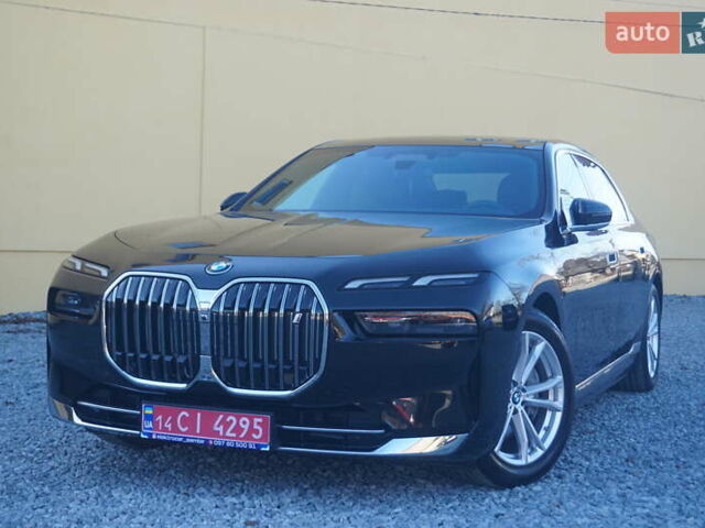 Черный БМВ i7, объемом двигателя 0 л и пробегом 27 тыс. км за 85000 $, фото 1 на Automoto.ua