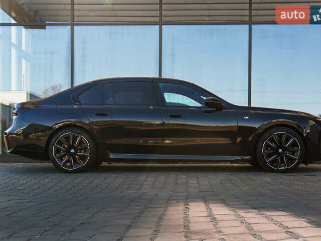 Черный БМВ i7, объемом двигателя 0 л и пробегом 20 тыс. км за 79900 $, фото 8 на Automoto.ua