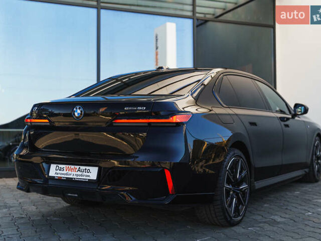 Черный БМВ i7, объемом двигателя 0 л и пробегом 20 тыс. км за 79900 $, фото 19 на Automoto.ua