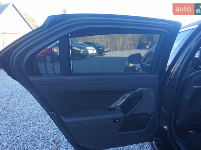 Черный БМВ i7, объемом двигателя 0 л и пробегом 27 тыс. км за 85000 $, фото 47 на Automoto.ua