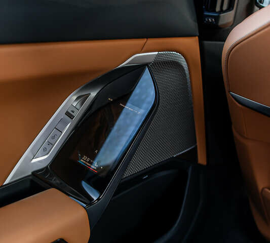 Черный БМВ i7, объемом двигателя 0 л и пробегом 25 тыс. км за 86500 $, фото 31 на Automoto.ua