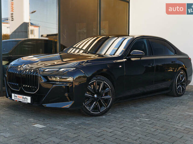 Черный БМВ i7, объемом двигателя 0 л и пробегом 20 тыс. км за 79900 $, фото 5 на Automoto.ua