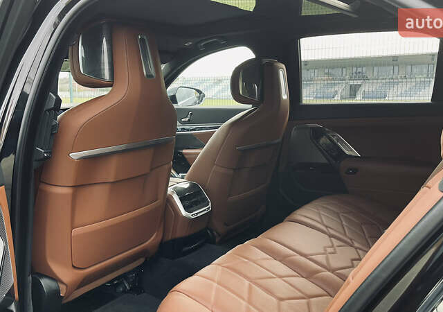 Чорний БМВ i7, об'ємом двигуна 0 л та пробігом 27 тис. км за 105000 $, фото 26 на Automoto.ua