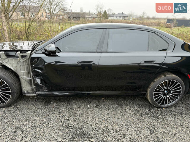 Черный БМВ i7, объемом двигателя 0 л и пробегом 21 тыс. км за 57000 $, фото 4 на Automoto.ua
