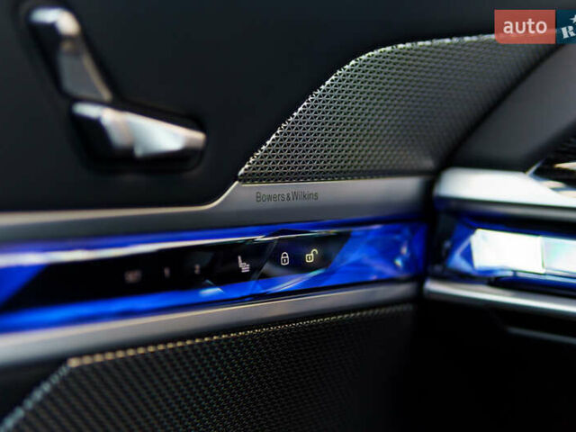 Черный БМВ i7, объемом двигателя 0 л и пробегом 20 тыс. км за 79900 $, фото 34 на Automoto.ua