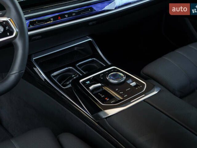 Черный БМВ i7, объемом двигателя 0 л и пробегом 20 тыс. км за 79900 $, фото 40 на Automoto.ua