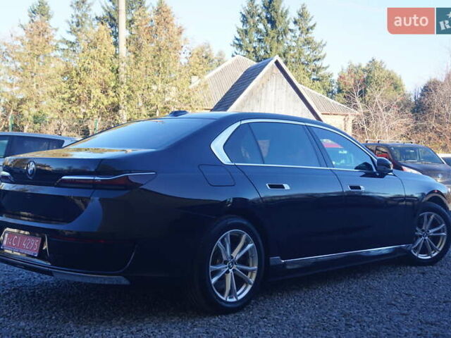 Черный БМВ i7, объемом двигателя 0 л и пробегом 27 тыс. км за 85000 $, фото 6 на Automoto.ua