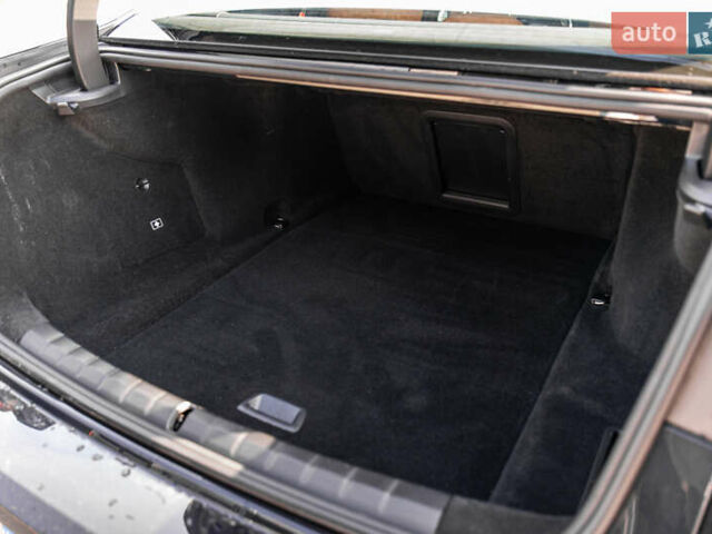 Черный БМВ i7, объемом двигателя 0 л и пробегом 25 тыс. км за 86500 $, фото 12 на Automoto.ua