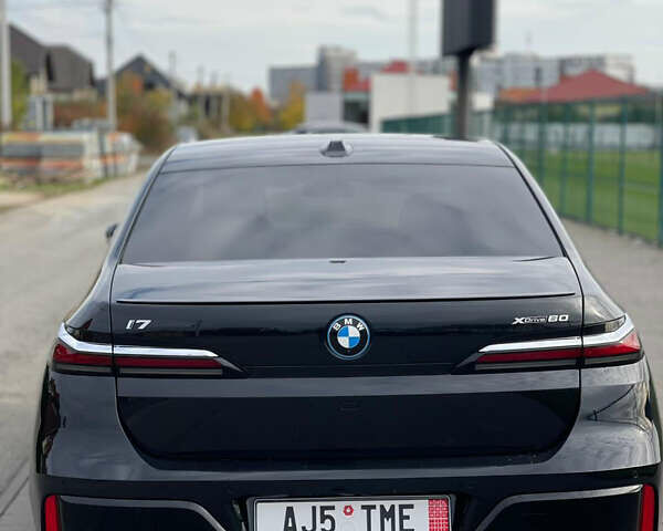 Черный БМВ i7, объемом двигателя 0 л и пробегом 29 тыс. км за 99500 $, фото 5 на Automoto.ua