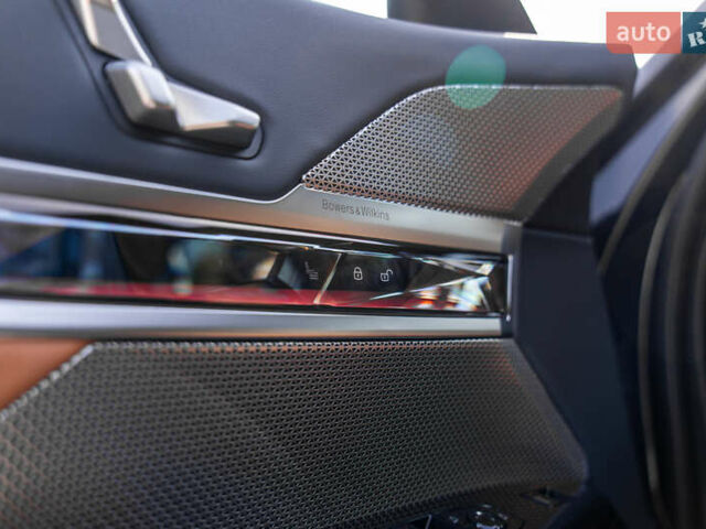 Черный БМВ i7, объемом двигателя 0 л и пробегом 25 тыс. км за 86500 $, фото 21 на Automoto.ua