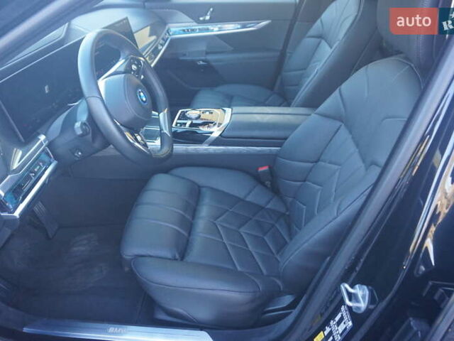 Черный БМВ i7, объемом двигателя 0 л и пробегом 27 тыс. км за 85000 $, фото 27 на Automoto.ua