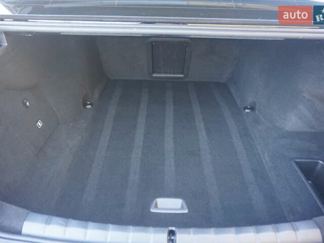 Черный БМВ i7, объемом двигателя 0 л и пробегом 27 тыс. км за 85000 $, фото 56 на Automoto.ua