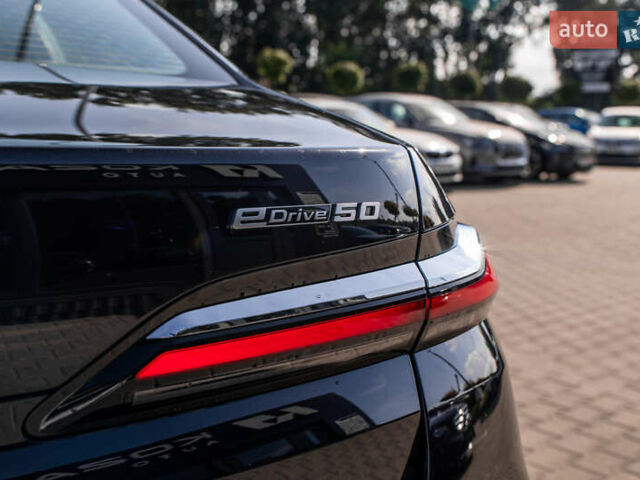 Черный БМВ i7, объемом двигателя 0 л и пробегом 25 тыс. км за 86500 $, фото 15 на Automoto.ua