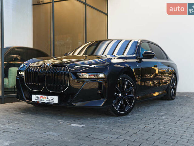 Черный БМВ i7, объемом двигателя 0 л и пробегом 20 тыс. км за 79900 $, фото 3 на Automoto.ua