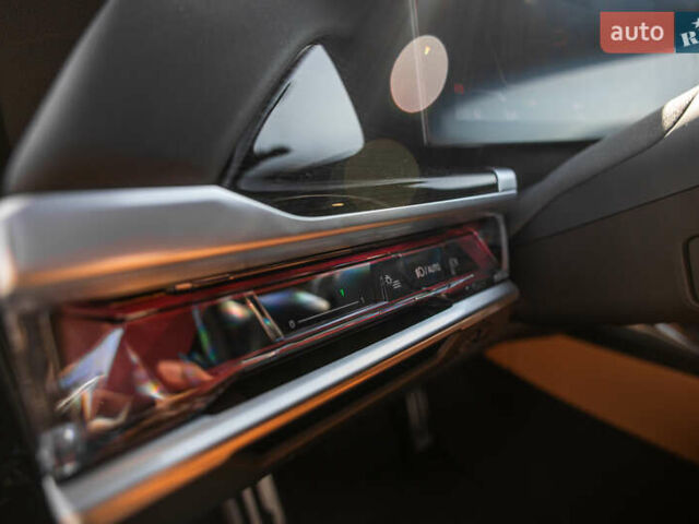 Черный БМВ i7, объемом двигателя 0 л и пробегом 25 тыс. км за 86500 $, фото 8 на Automoto.ua