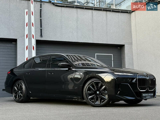 Черный БМВ i7, объемом двигателя 0 л и пробегом 1 тыс. км за 190000 $, фото 4 на Automoto.ua