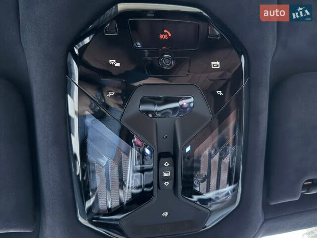 Черный БМВ i7, объемом двигателя 0 л и пробегом 1 тыс. км за 190000 $, фото 111 на Automoto.ua