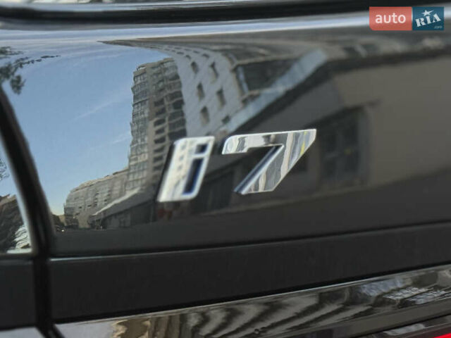 Черный БМВ i7, объемом двигателя 0 л и пробегом 1 тыс. км за 190000 $, фото 41 на Automoto.ua