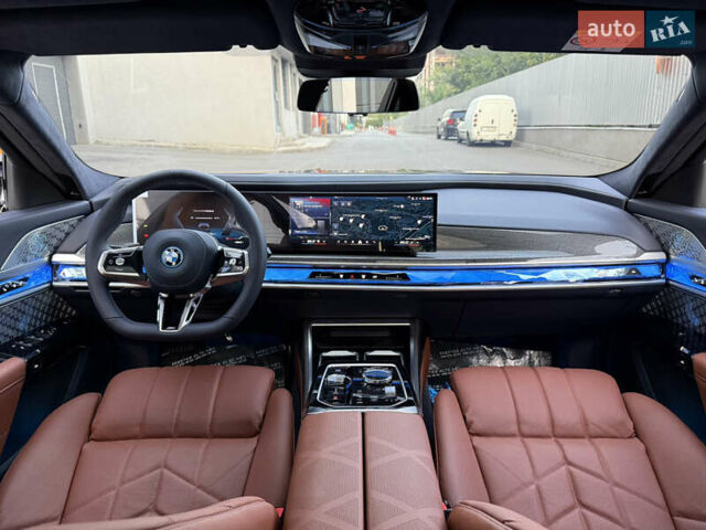 Чорний БМВ i7, об'ємом двигуна 0 л та пробігом 1 тис. км за 195000 $, фото 60 на Automoto.ua