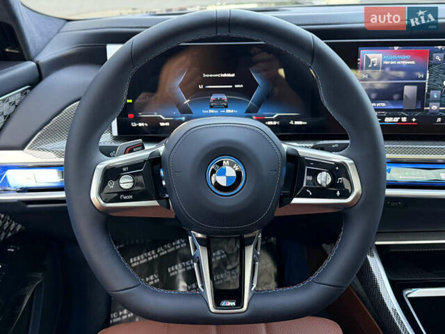Черный БМВ i7, объемом двигателя 0 л и пробегом 1 тыс. км за 190000 $, фото 62 на Automoto.ua