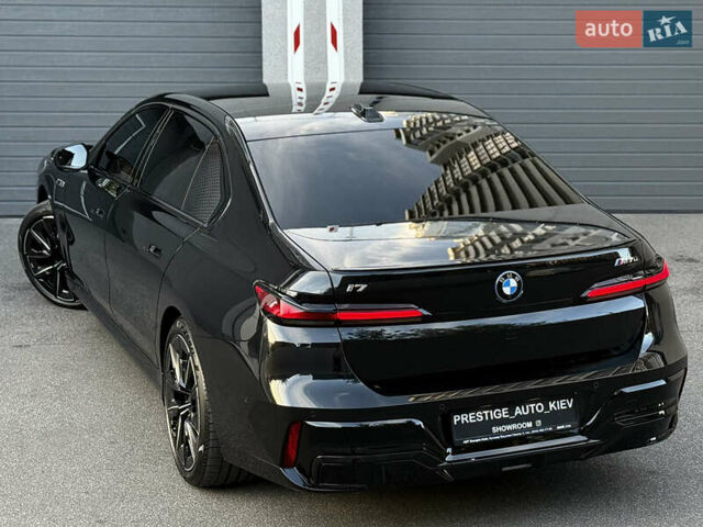 Черный БМВ i7, объемом двигателя 0 л и пробегом 1 тыс. км за 190000 $, фото 30 на Automoto.ua