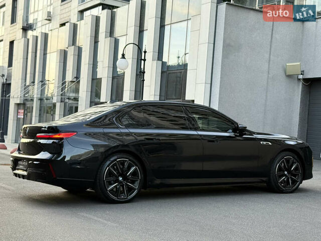 Черный БМВ i7, объемом двигателя 0 л и пробегом 1 тыс. км за 190000 $, фото 27 на Automoto.ua