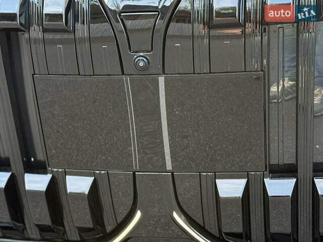 Черный БМВ i7, объемом двигателя 0 л и пробегом 1 тыс. км за 190000 $, фото 36 на Automoto.ua